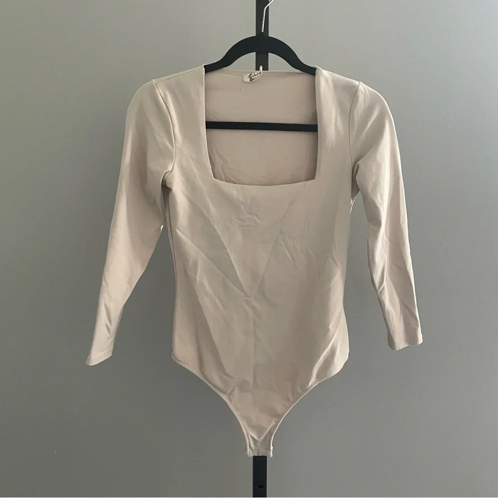 Intimately Free People Women's Beige Square Neck Long Sleeve Bodysuit Small